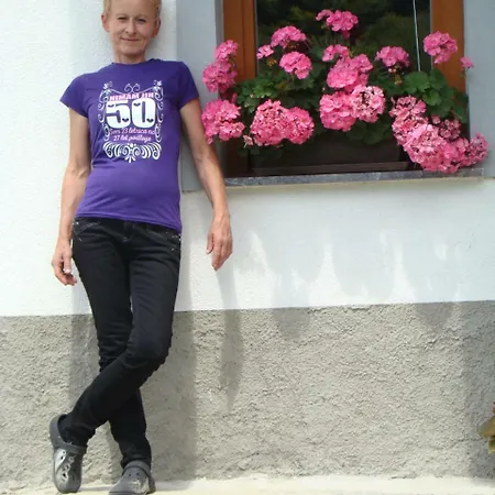 Apartmaji Nena * Ročinj